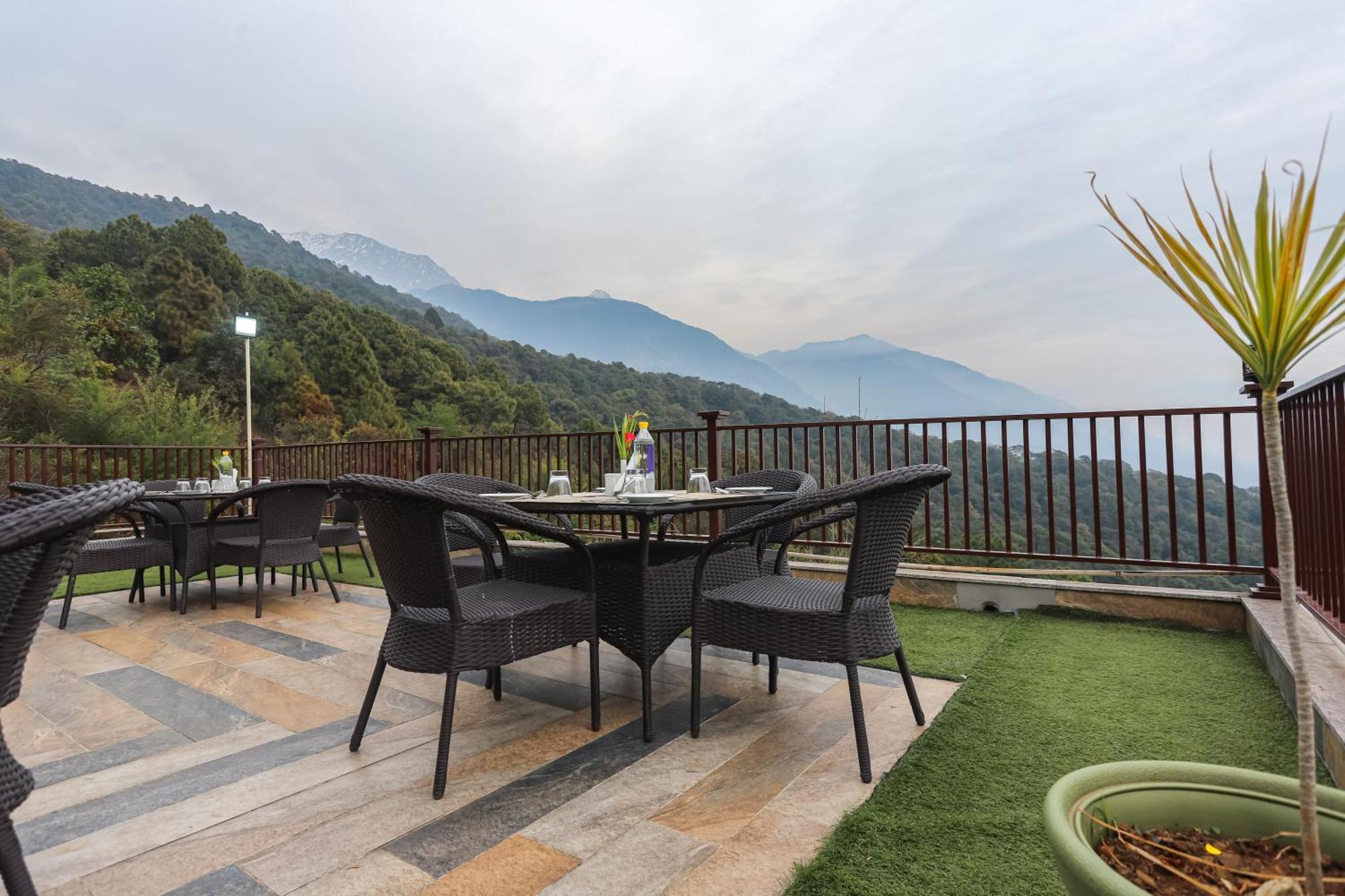 Regenta Resort Exotica Dharamshala On Hilltop المظهر الخارجي الصورة