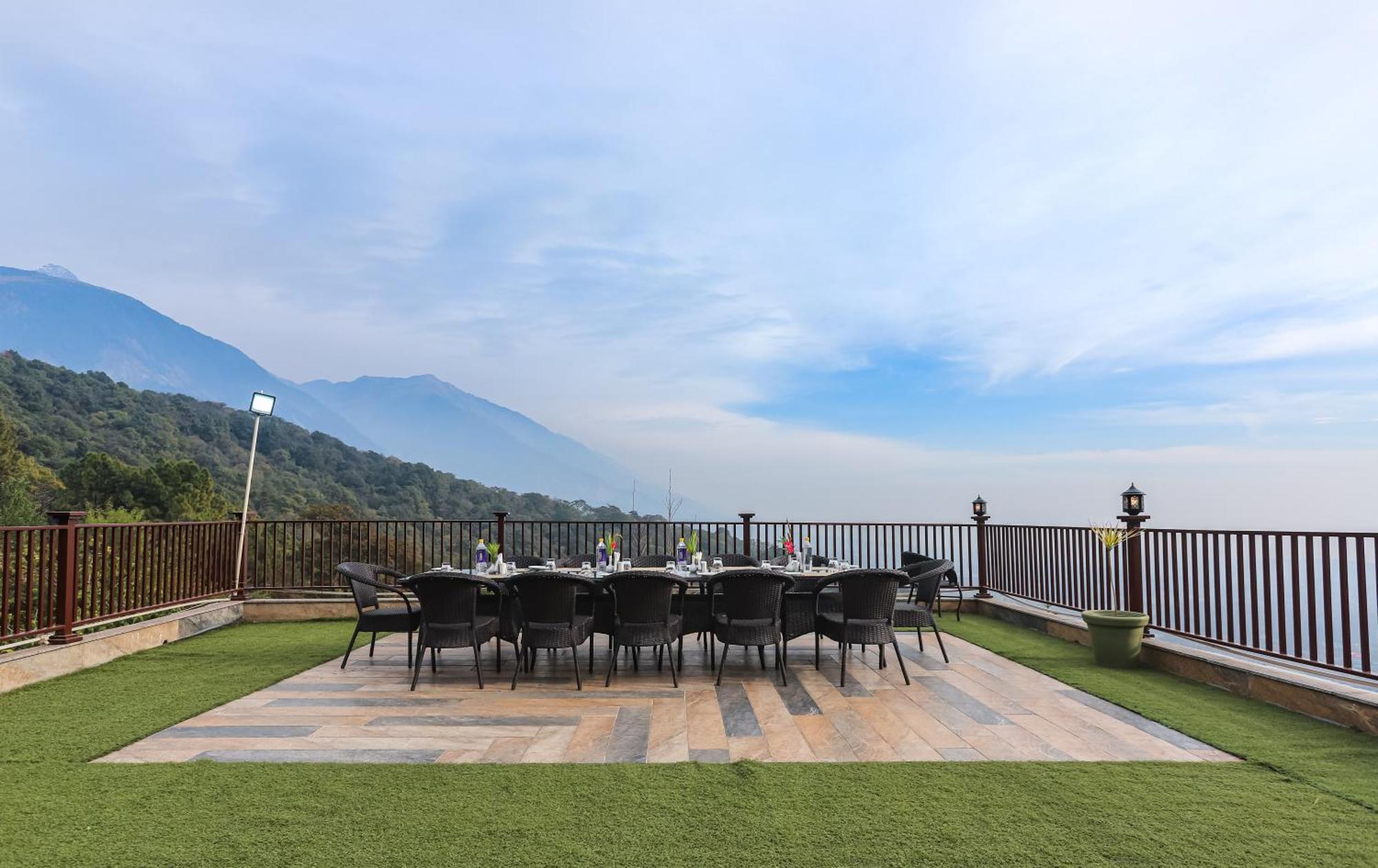 Regenta Resort Exotica Dharamshala On Hilltop المظهر الخارجي الصورة